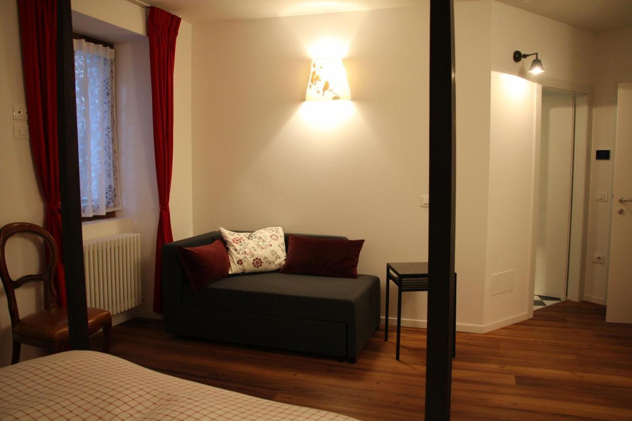 La Piazzetta Di Canale B&B Тенно Экстерьер фото